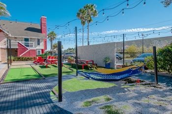 Fusion orlando - outdoor lounge area